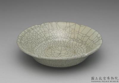 图片[2]-Dish with lobed rim in celadon glaze, Southern Song to Yuan dynasty-China Archive